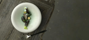 Creating an elegant and functional dinnerware arrangement