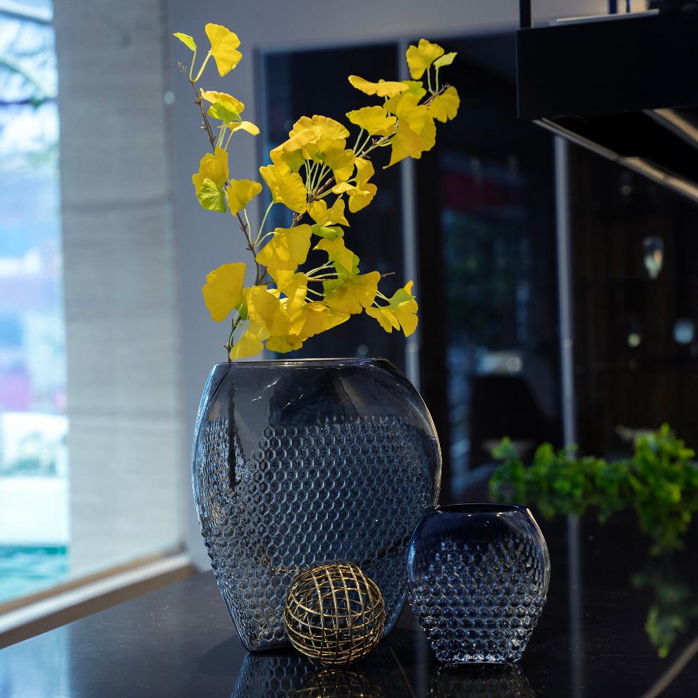 Radiant Mesh Vase