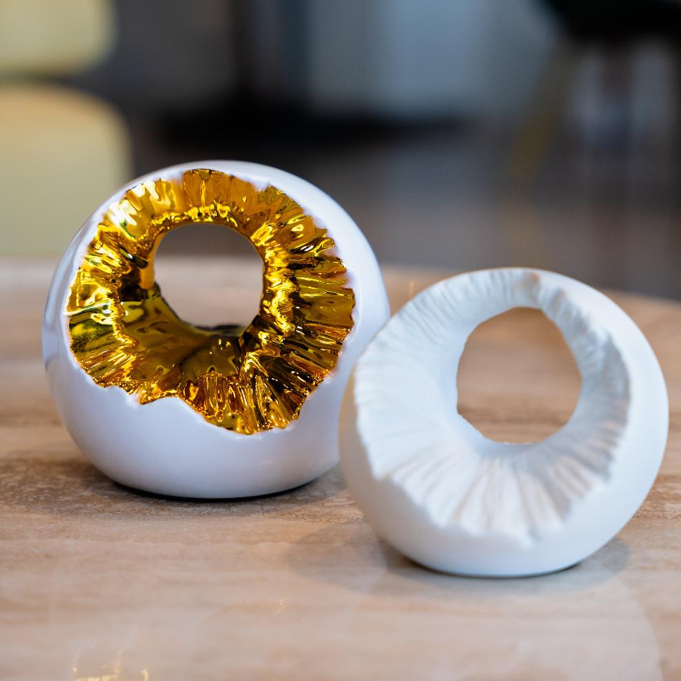 Lunar Halo Vase set