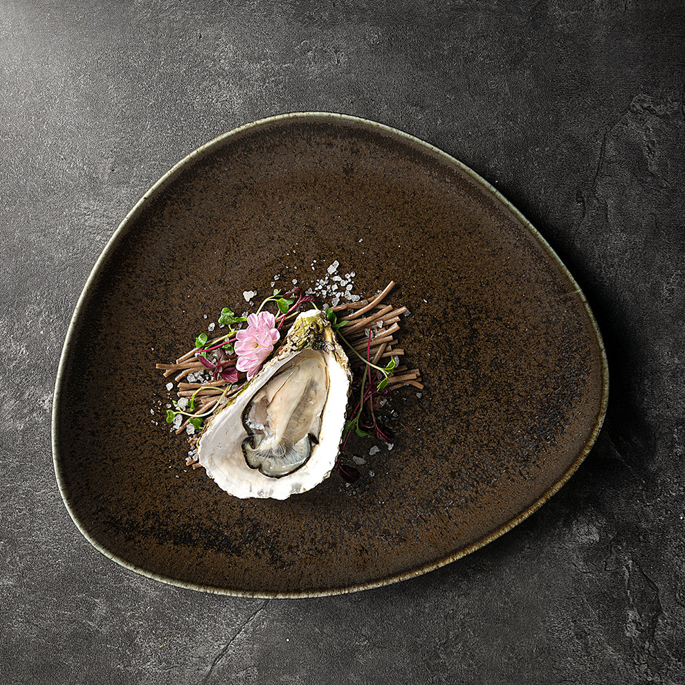 Onyx Collection - Triangle Plate