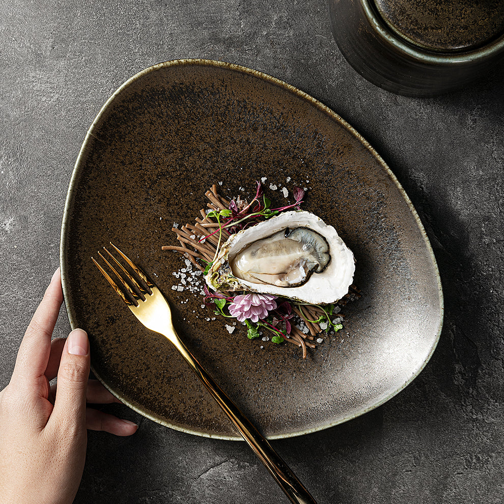 Onyx Collection - Triangle Plate