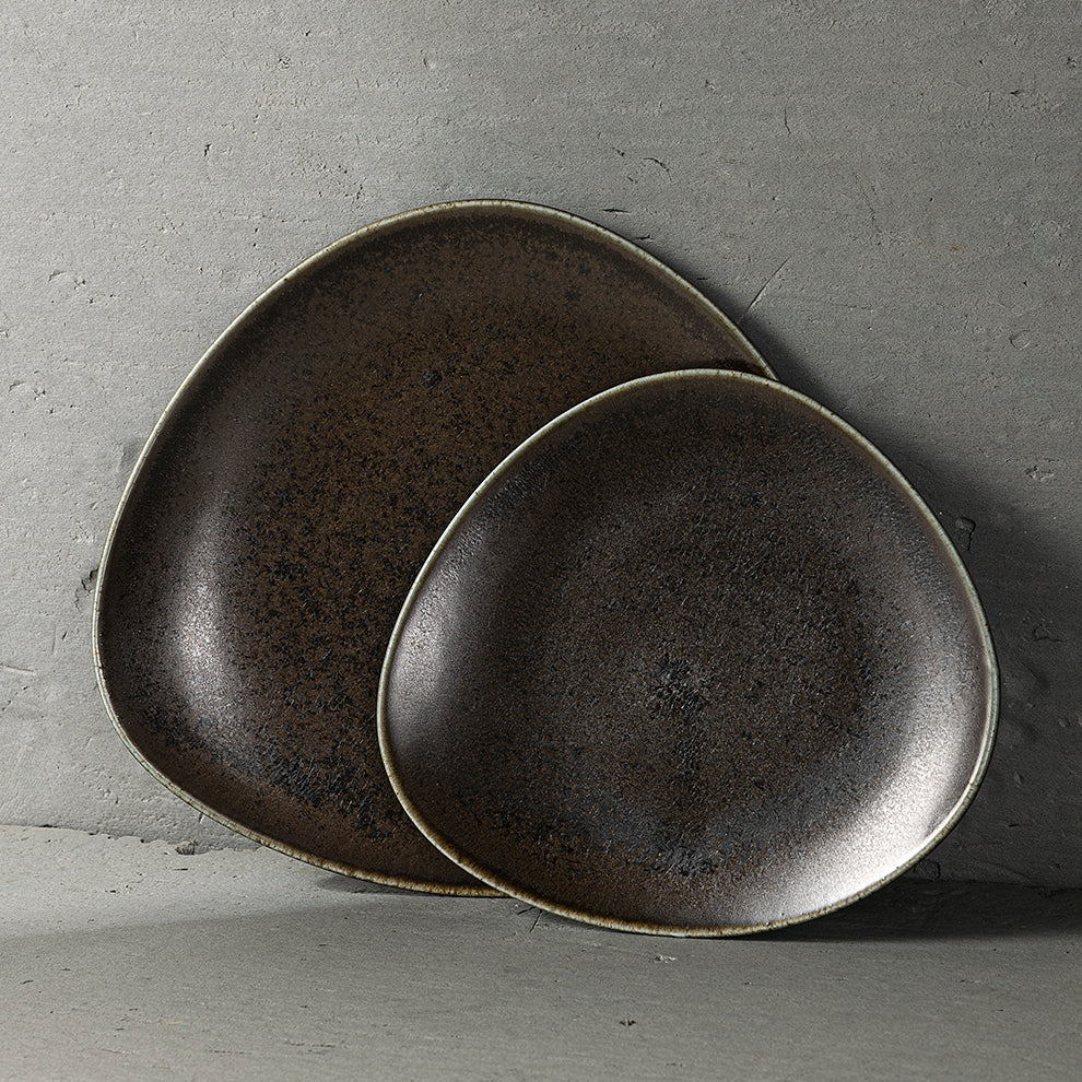 Onyx Collection - Triangle Plate