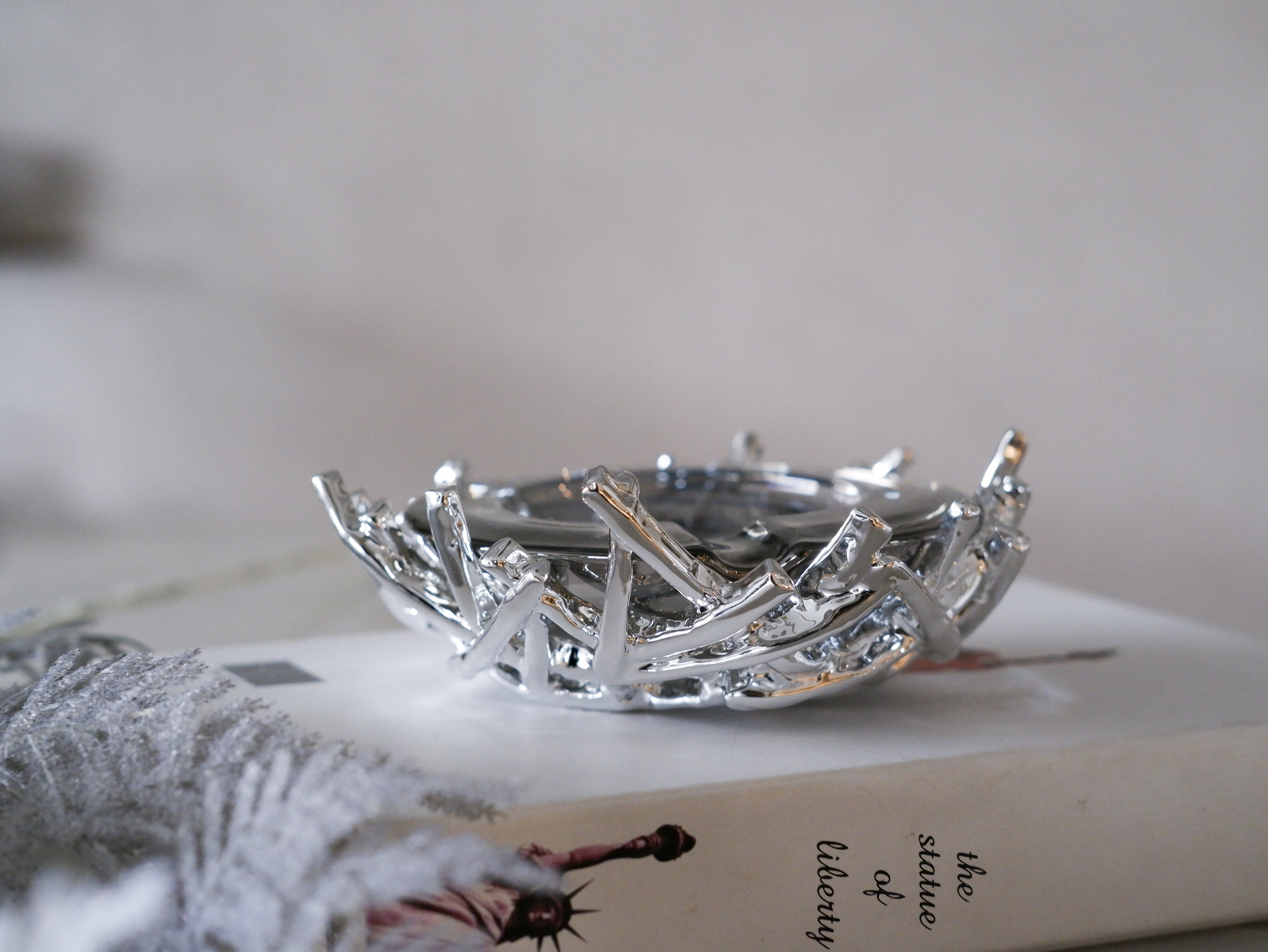 Regal Smoke Ashtray