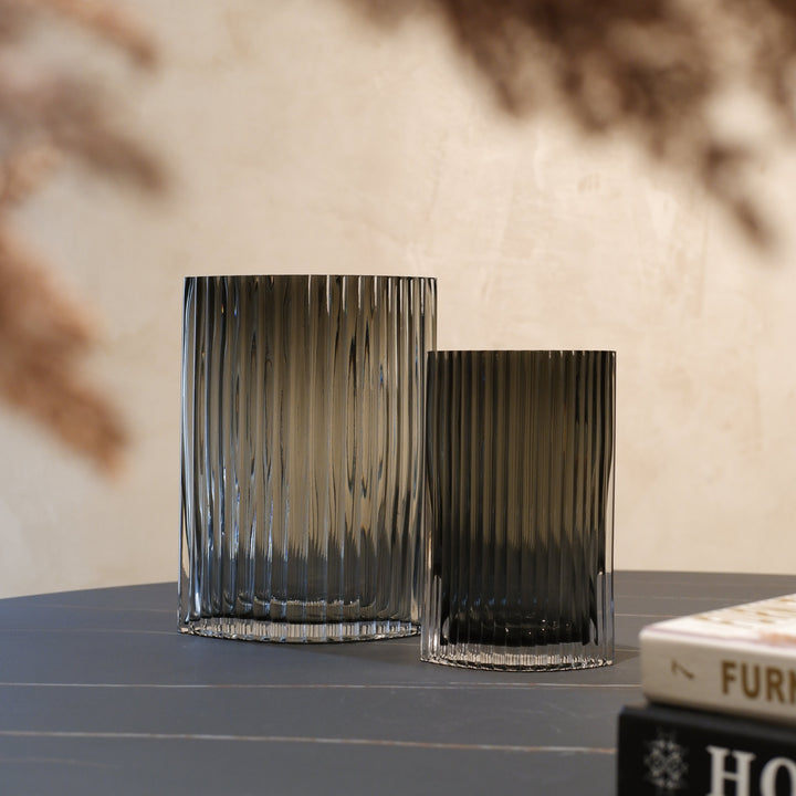 Ebon Ridge Vase