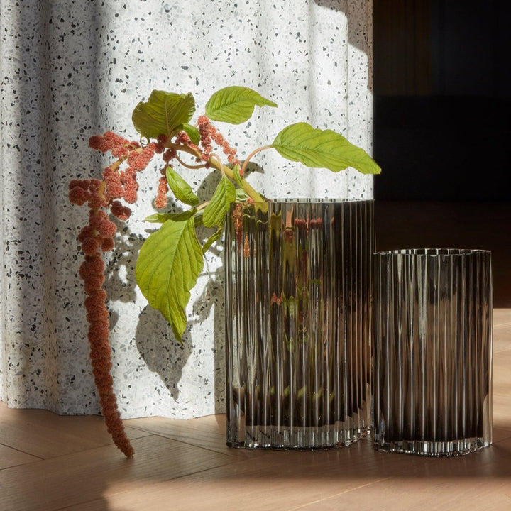 Ebon Ridge Vase