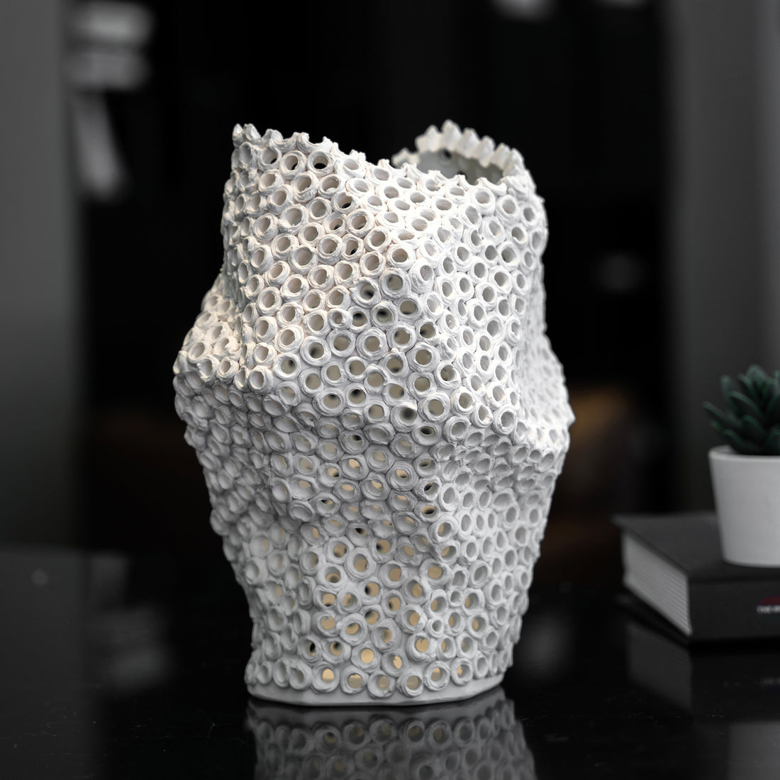 Elegant Interlace
